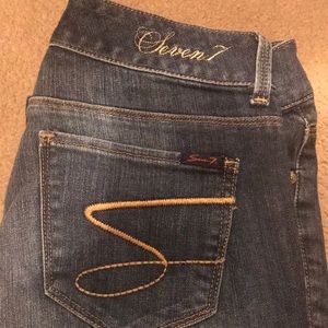 Seven7 woman’s boot cut jeans size 8